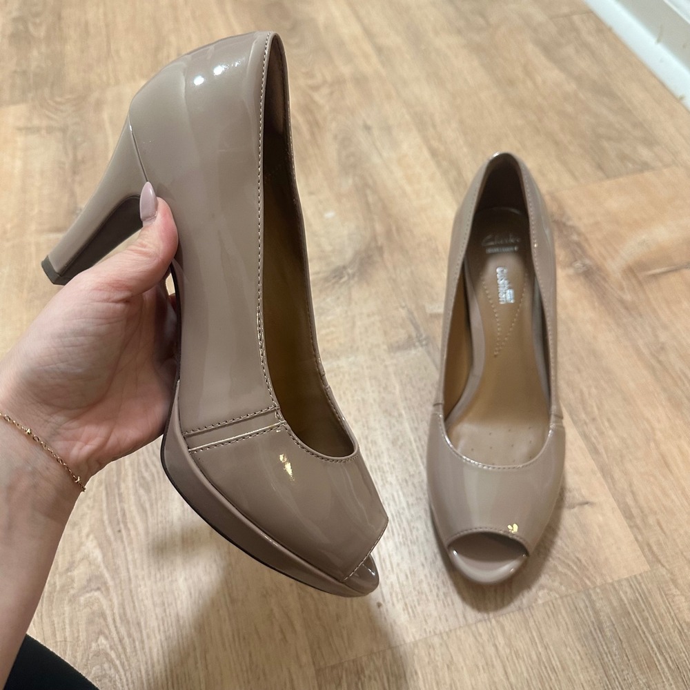 Clarks | Woman's Taupe Tan Patent Peep Toe Platform Pumps Heels, Size 9.5M